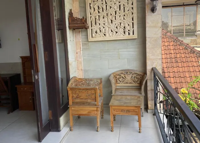 Karna Guest house *